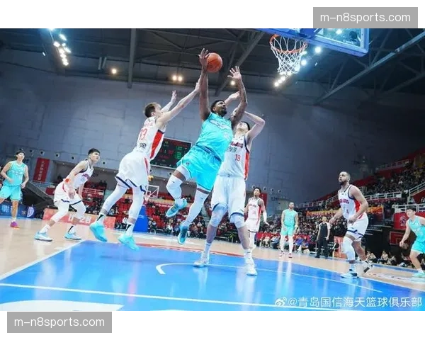 青岛队外线投射命中率惊人 三分球成主要进攻武器