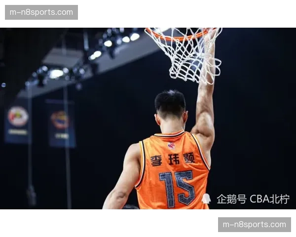 邹阳20分10篮板两双数据 福建锋线篮板保护能力出色